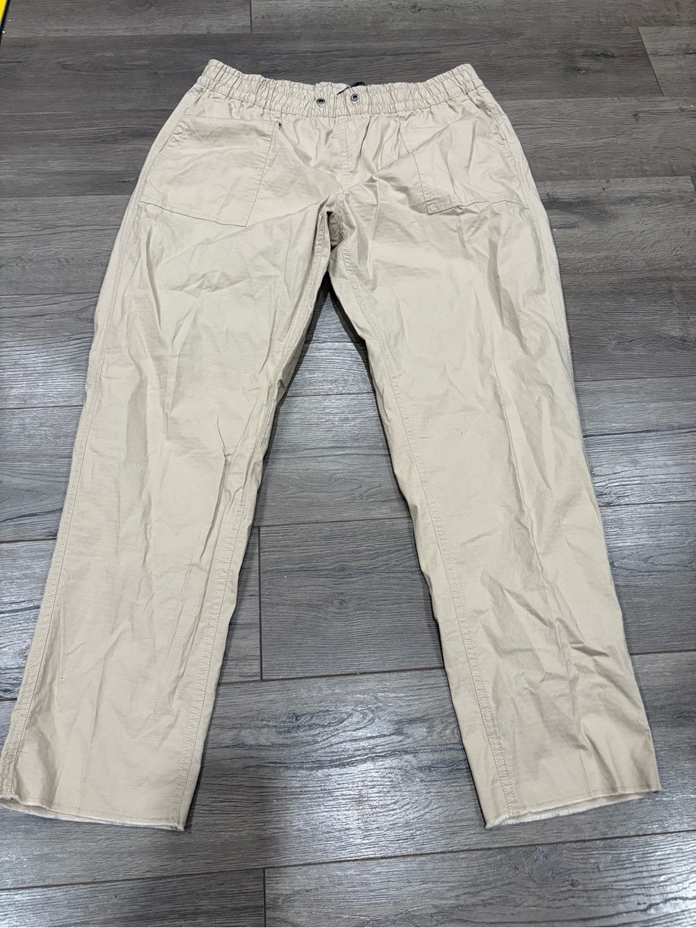 Vuori Cream Elastic-Waist Straight-Leg Raw Hem Chinos-Missing drawstring